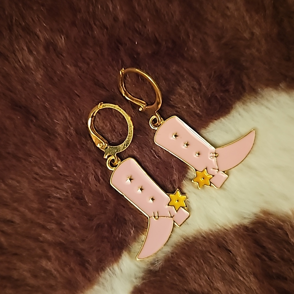 Boot Scootin’ Earrings - Carrie